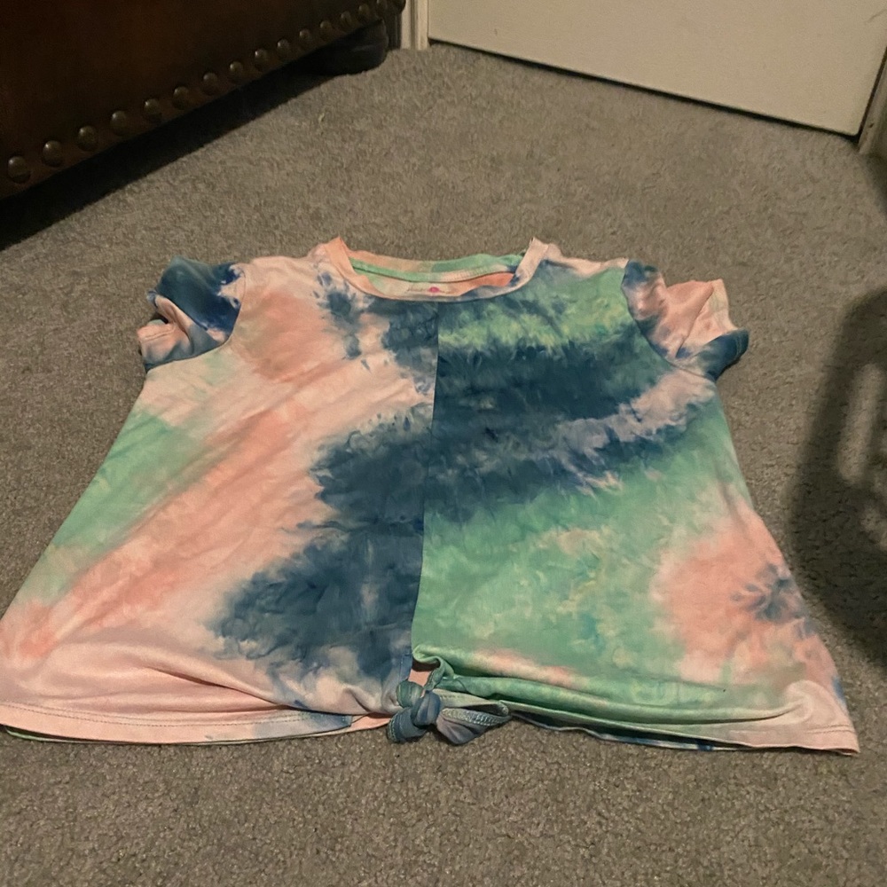 Short sleeve